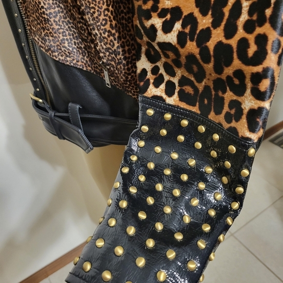 Michael Kors Leather Belt Jacket Chettah Animal Print Fur Studded Biker Jacket - Picture 9 of 16